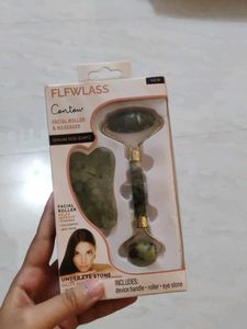 Gua Sha And Jade Roller Set