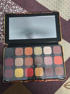 Makeup Revolution Flawless Fire Palette