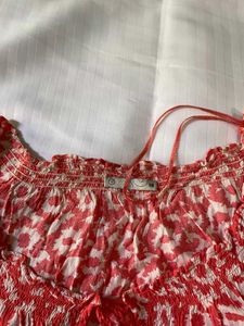 Floral Print Top Bust 38-42