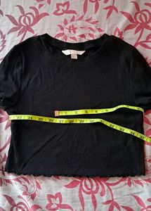 H&amp;M Crop Top