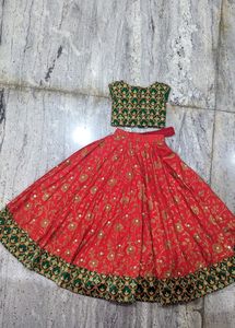 Girls Traditional Crop Top