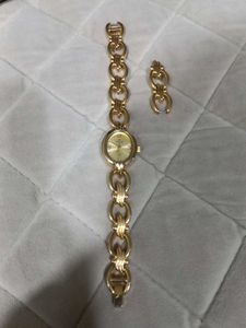 Vintage Gold-Tone Watch