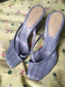 Women One Toe Heel