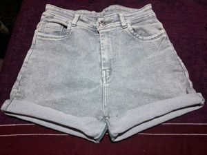 New Grey Shorts For Women 🪩