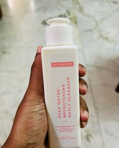 hyphen rice brightening face wash