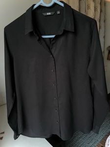 Uniqlo Black Button-Down shirt