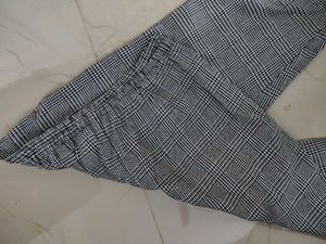 Checkered Cropped Pants