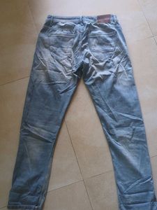 Light Wash Denim Jeans