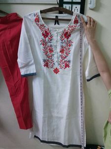 Embroidered Kurti Set