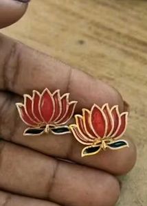 Lotus Necklace