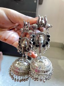 Silver Ganesha Jhumka Earrings