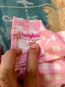 Taffykids Pink Gingham Skirt Set