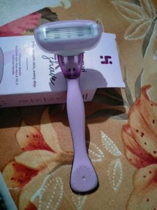 Hyuman Silk Shave Razor