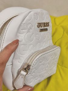 Guess small side sling bag