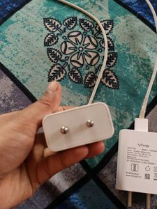 vivo flashcharge 44W/18W combo offer