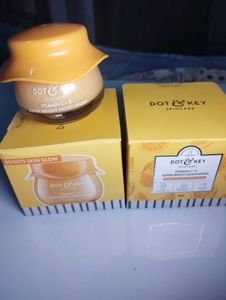 Dot &amp; Key Super Bright Moisturizer