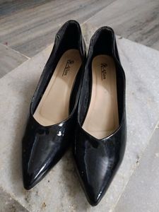 Shiny Black Belly Heels