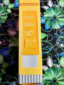 Dot &amp; Key Super Bright Sunscreen