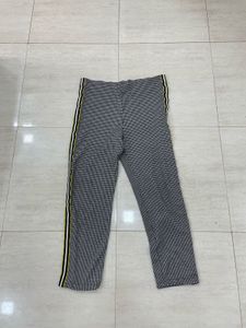 🏁 M&amp;S Metro Check Trousers – Street Chic! 🖤💛