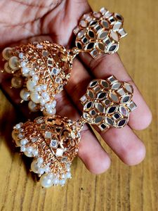 Earrings No:11