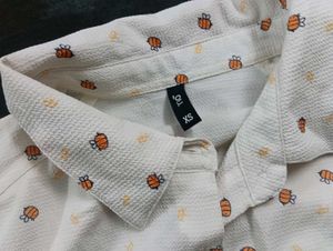 Bee Print Crop Shirt