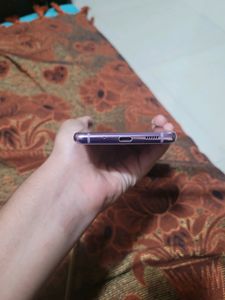 Samsung s20 fe 5g (pink colour)