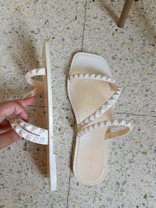 🎀Forever21- Studded Jelly Sandals
