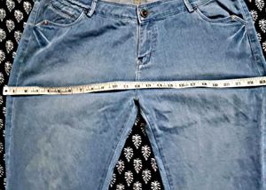 Cute Balloon Top &amp; Jeans Bundle