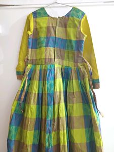 😍 Pretty Silk Long Kurta
