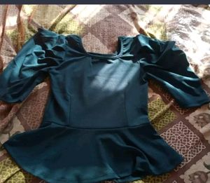 Women Square Neck Puff Sleeve Top