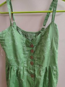 green dress 👗