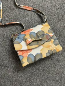 Floral Print Shoulder Bag