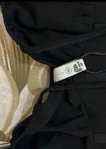 Cute Black mini dress (NEWME)