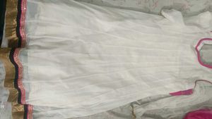 Elegant White Embroidered Kurta