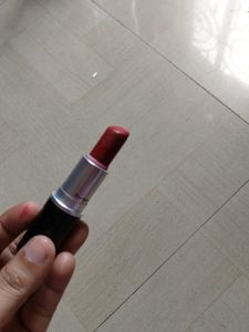 MAC Lipstick Russian Red