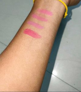 4 Set Lipstick Combo