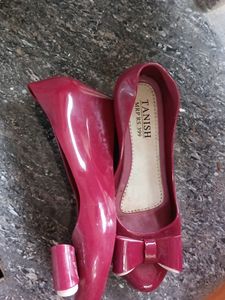One Time Use 38 Size Heel
