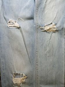 Light Wash Slim Jeans - Size 24