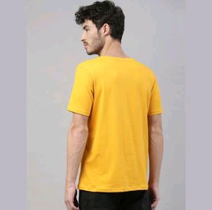 Calvin Klein Men&#39;s Round Neck Tshirt