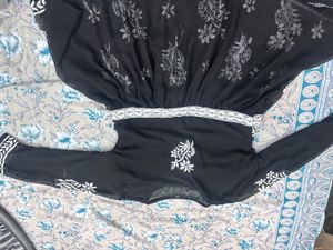 Embroidered Black chikankari kurti