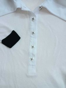 White Tee BODY FITTED TOP