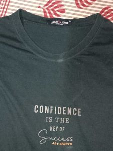 Stylish Graphic Print Tee