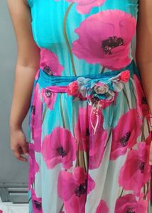 Fabulous Floral Printed Sleeveless Halter NeckGown