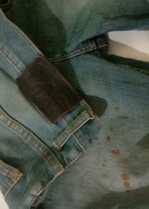 Lee Used Jeans Size 30 Waist. Slight Rust.