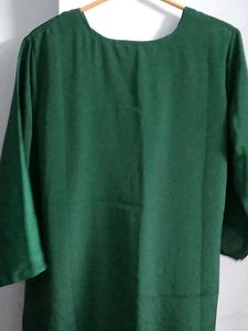 Embroidered Green Kurta And Pant Set
