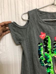 Arizona Jean Co. Grey Top