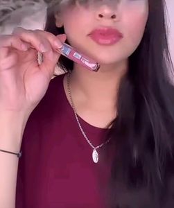 Faces Canada Beyond Shine Lip Gloss