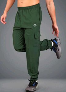Men&#39;s Green Athletic Cargo Pants