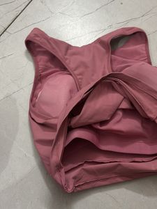 Pink Active Top 💗