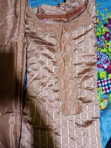 Pakistani Suit